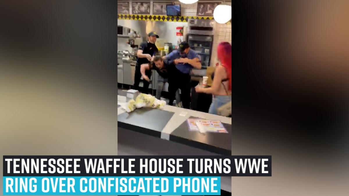 tennessee-waffle-house-turns-wwe-ring-over-confiscated-phone-nsfw-video