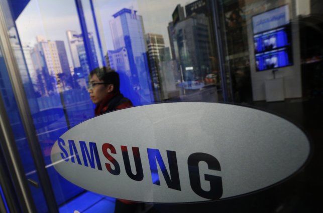 Samsung Group offices raided as probe into influence-peddling widens