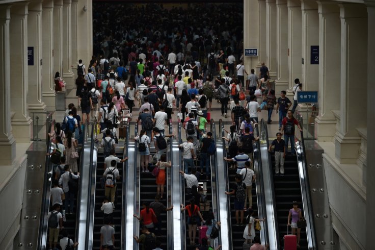 China's first 'sky train' starts it operation in Chengdu