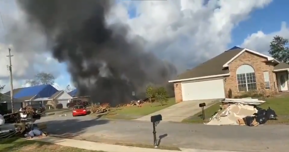 Alabama Plane Crash 2 Onboard killed, Horrific Footage Shows Engulfed