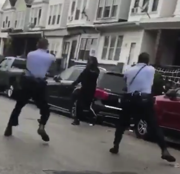 Walter Wallace Jr.: Video Shows Moment Philadelphia Cops Fatally Shot ...