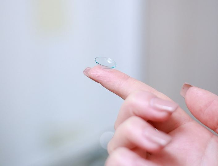 Miami Man Invents Robot to Help Senior Citizens Use Contact Lens Safely