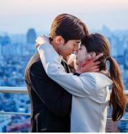 Bae Suzy Nam Joo Hyuk Wrap Up Filming For Start Up Pose For A Cozy Bae Suzy Nam Joo Hyuk Wrap Up Filming For Start Up Pose For A Cozy