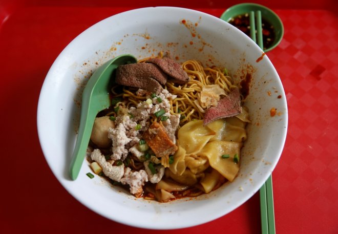 Foodies can get a glimpse of Singapore's best street food
