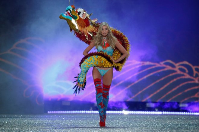 In Pictures: Captivating glimpses from 2016 Victoria's Secret Fashion Show in Paris