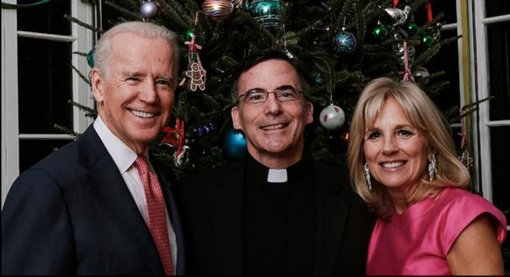 Kevin O'Brian with teh Bidens Kevin O'Brian with teh Bidens