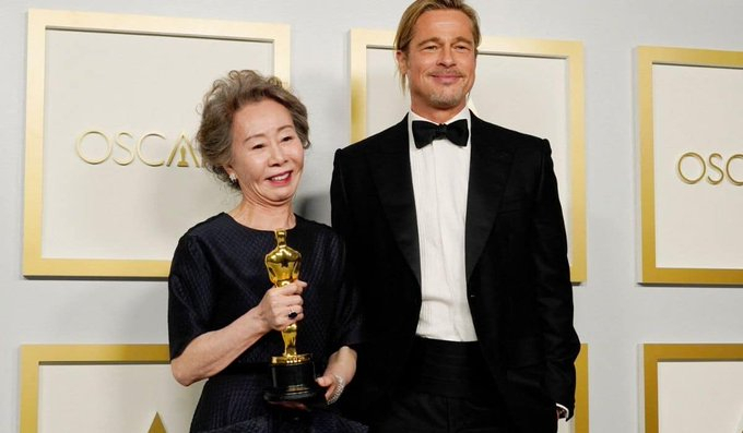 Youn Yuh Jung and Brad Pitt