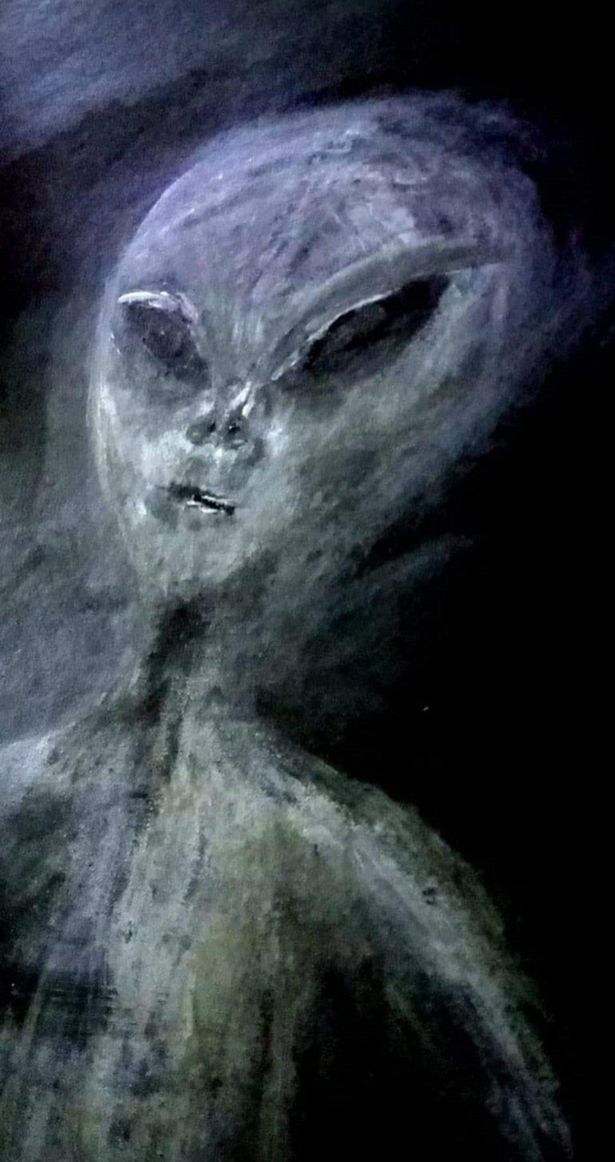 Paula Smith Kidnapped By Aliens 52 Times Paula Smith Kidnapped By Aliens 52 Times