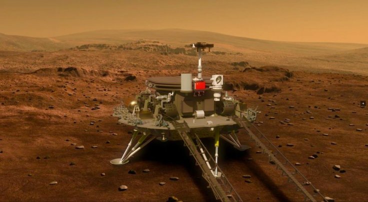 China's Zhurong Rover lands mon Mars