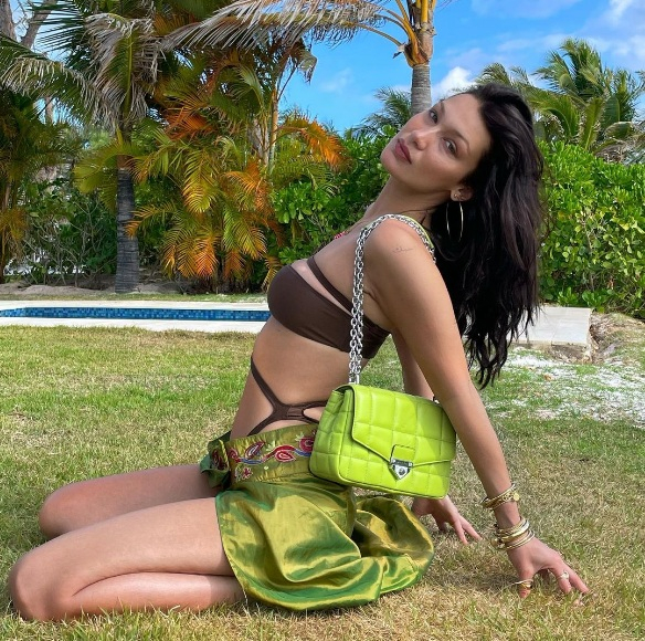 Bella Hadid Bella Hadid