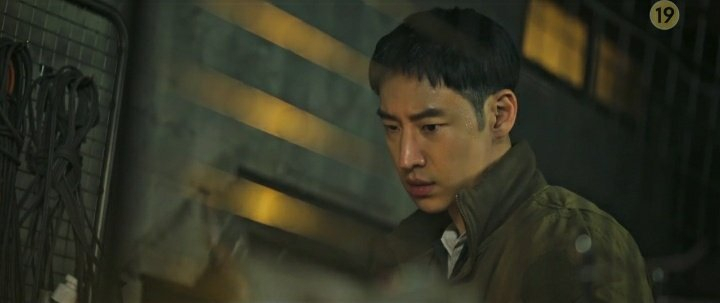 Lee Je-hoon, Esom and Kim Eui-sung's Taxi Driver Retains Good ...