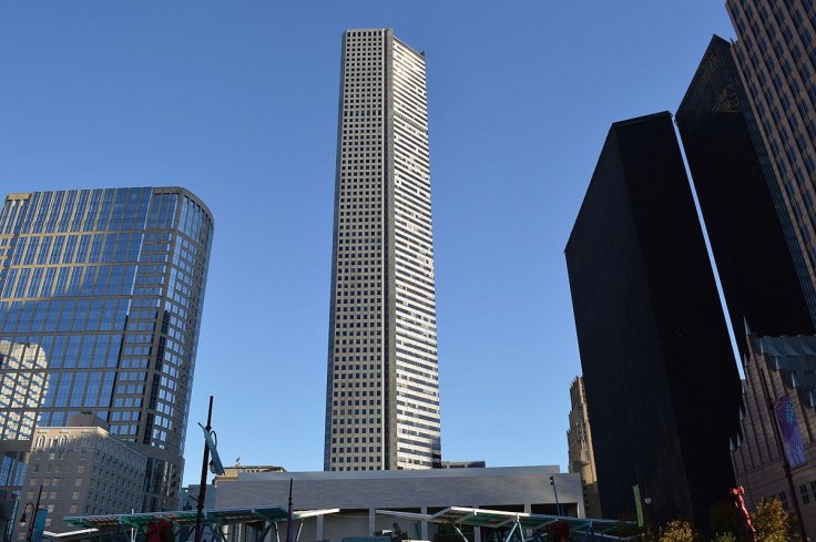 h: JPMorgan Chase Tower in Houston.