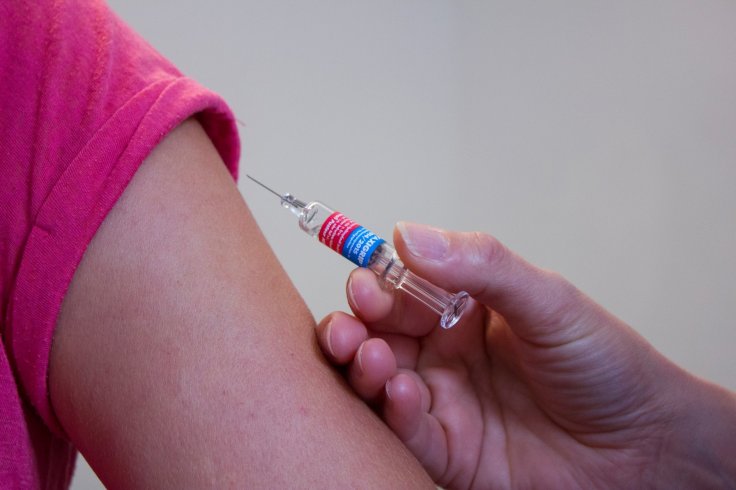 Covid 19 Coronavirus Vaccine Jab mNRA