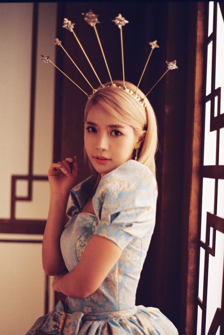 MAMAMOO member Solar MAMAMOO member Solar