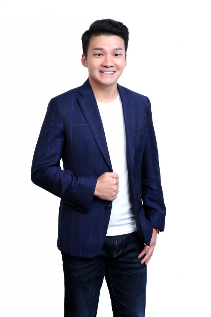 Benjamin Tan Benjamin Tan