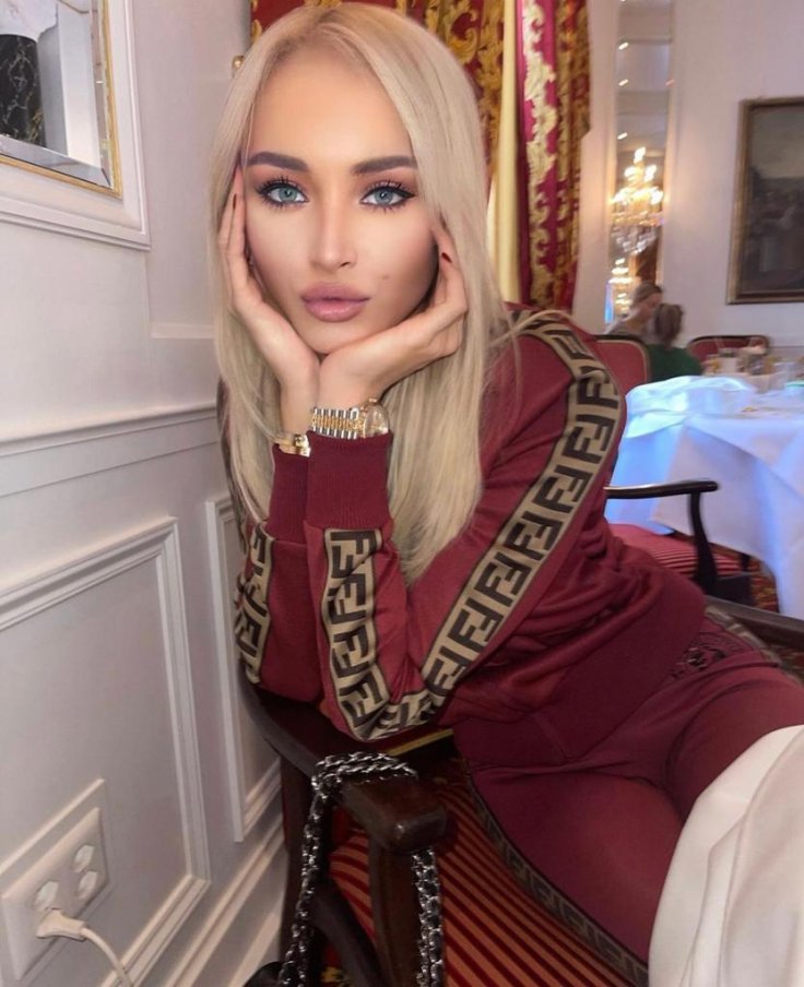 Jessica Knura Jessica Knura