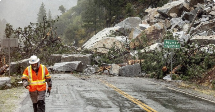 Bomb Cyclone And 'Atmospheric River' Strike California; Hundreds Of ...