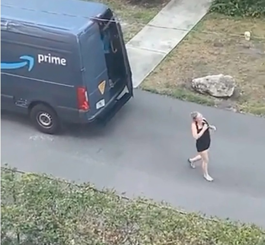 Amazon delivery woman 