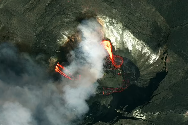 Man, 75, Falls 100 Feet To Death Into Hawaii's Active Kilauea Volcano