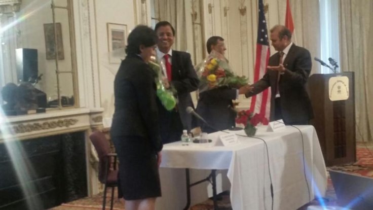 Jaipur foot USA event in Indian consulate New York Dr Rekha Bhandari and Prem Bhandari welcoming the then ED World Bank and former Finance Secretary of India Subhash Garg and Gyaneshwer Muley.