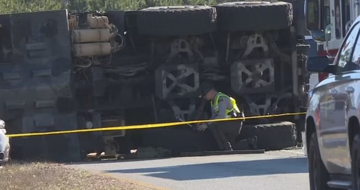 US Marine truck accident US Marine truck accident