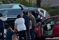  Arnold Schwarzenegger at the scene of the accident