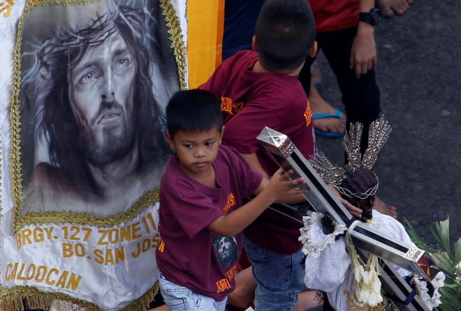 Millions of devotees in Philippines join Black Nazarene procession