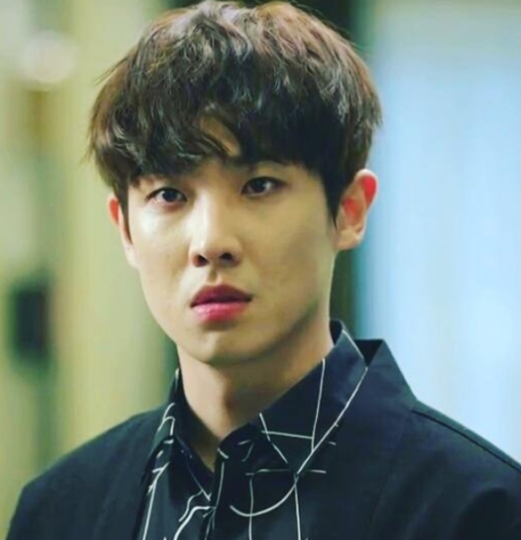 Lee Joon Lee Joon