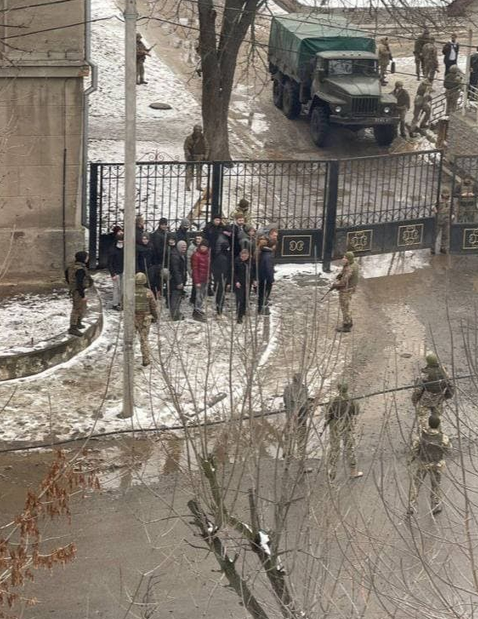 Image showing Russian sabotage group captured in Kharkiv last week