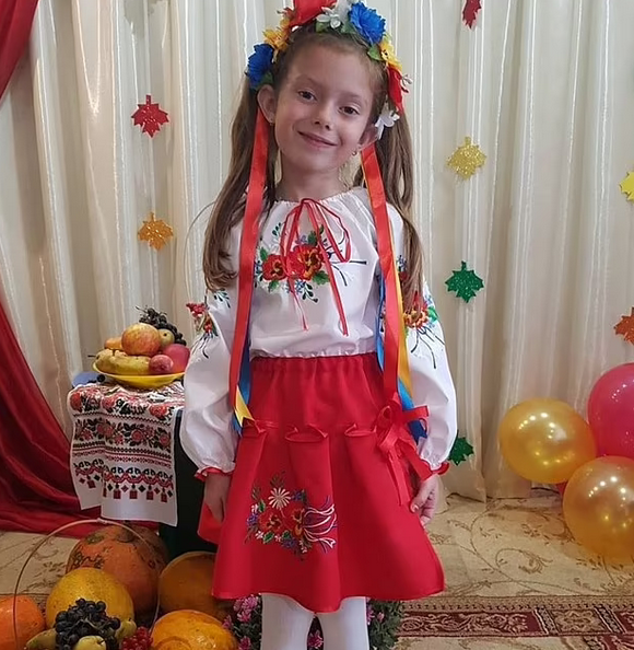 Alisa Hlans, 7, (pictured)