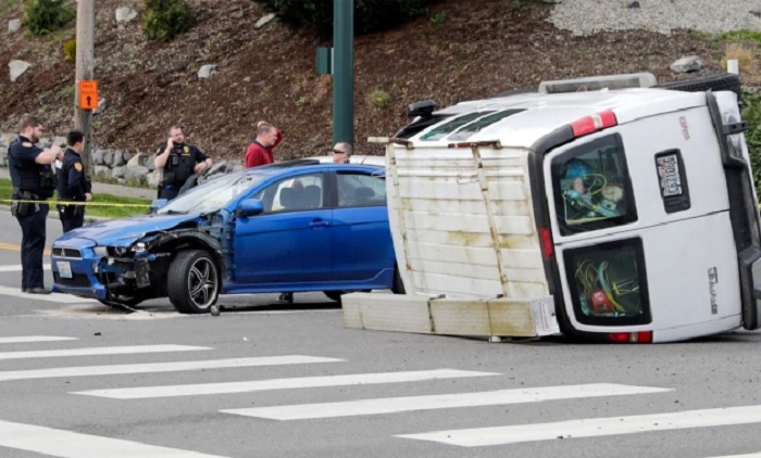 Police officer shot dead in Washington