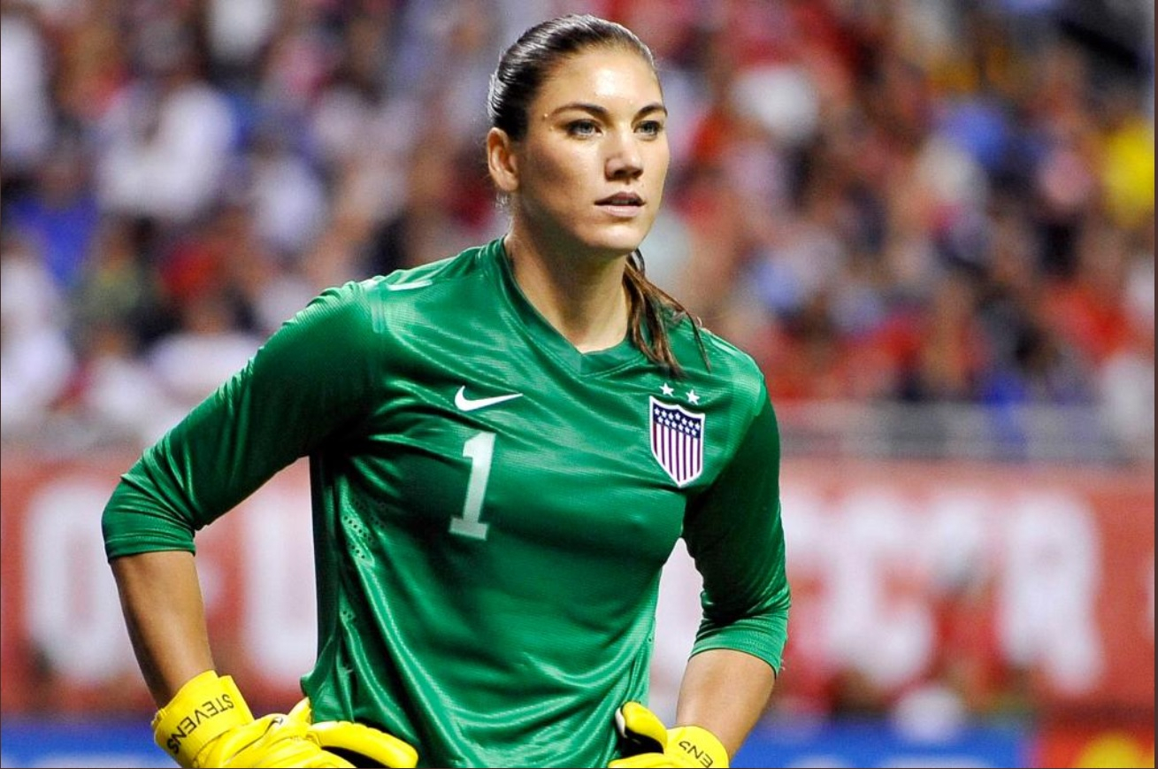 1309px x 869px - Hope Solo: Ex-US Soccer Team Goalkeeper Arrested for DWI With 2-Yr-Old  Twins Inside Her Car