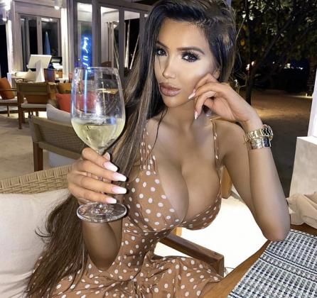 Who is Chloe Khan? OnlyFans Model Spent Over $1.3 Million For Plastic