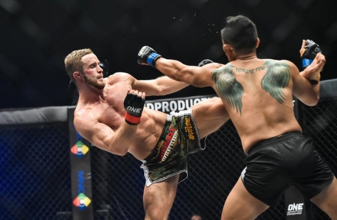 Vitaly Bigdash vs Aung La N Sang Vitaly Bigdash vs Aung La N Sang
