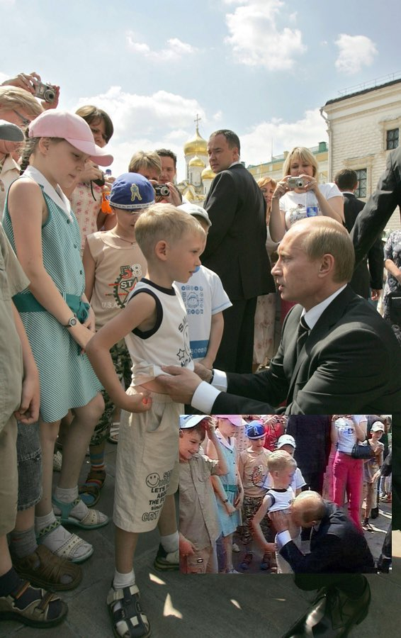 Vladimir Putin kissing Vladimir Putin kissing