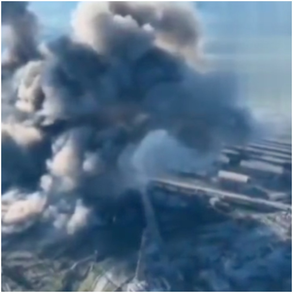 Horrific Video Shows Russia's Thermobaric Missiles Sow Destruction in ...