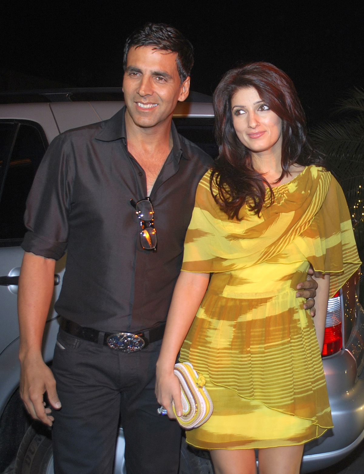 Akshay Kumar And Twinkle Khanna Celebrate '16 Years Of Trying To Kill ...