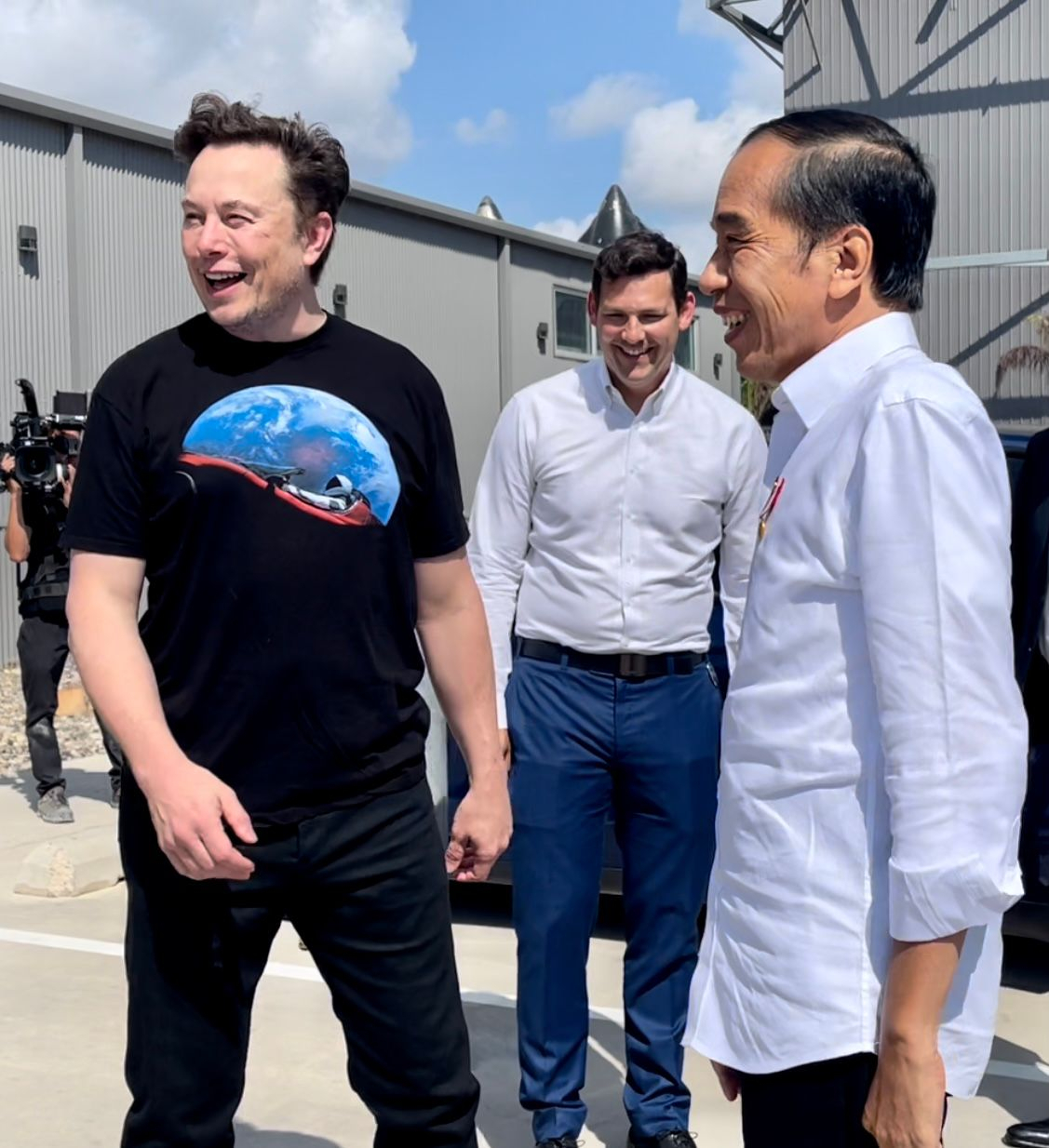 Elon Musk and Joko Widodo