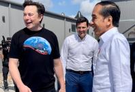 Elon Musk and Joko Widodo