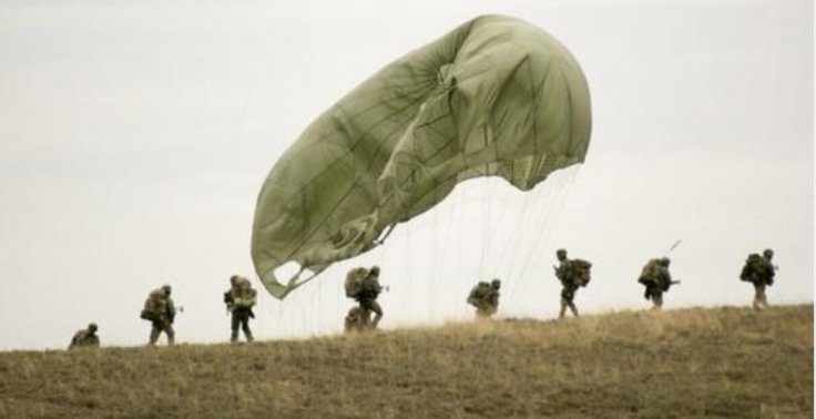 British paratroopers