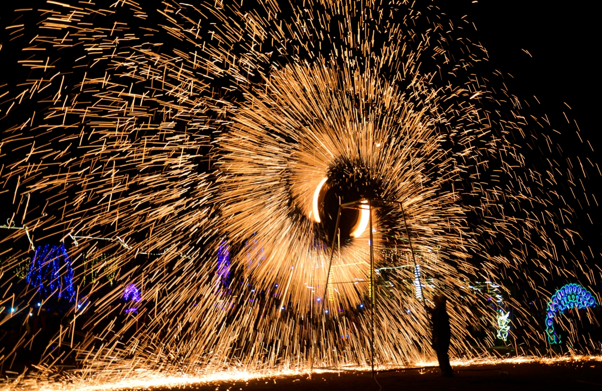 Chinese New Year 2017: Glimpses of colourful spring festival celebrations in China