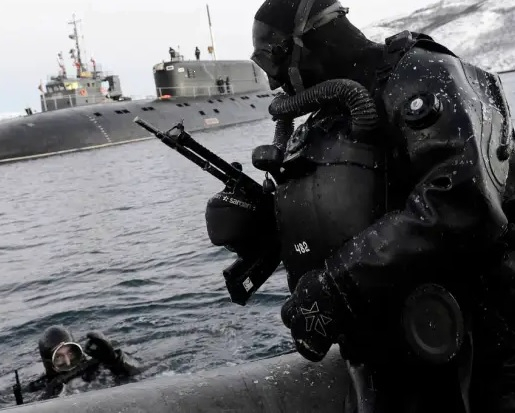 Russia frogmen