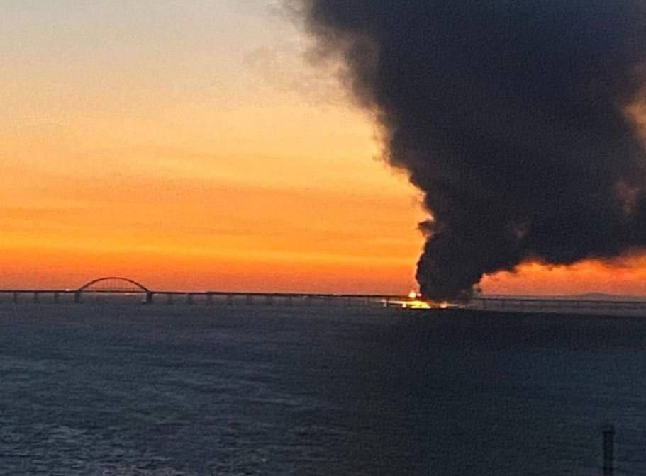 Russia Blames Ukrainian Saboteurs For Crimea Bridge Explosion ...