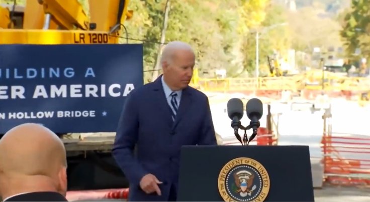 Biden stage gaffe