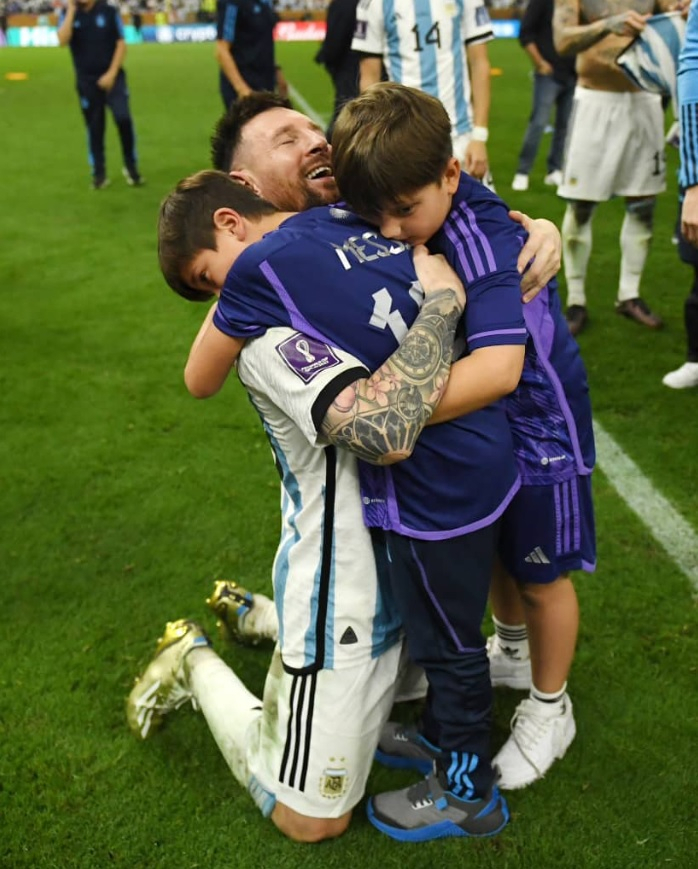Messi and his sons