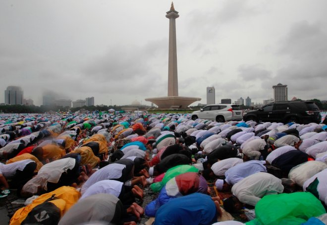 Silencing mosques: Israeli ministers pass bill seeking ban on Muslim call to prayer