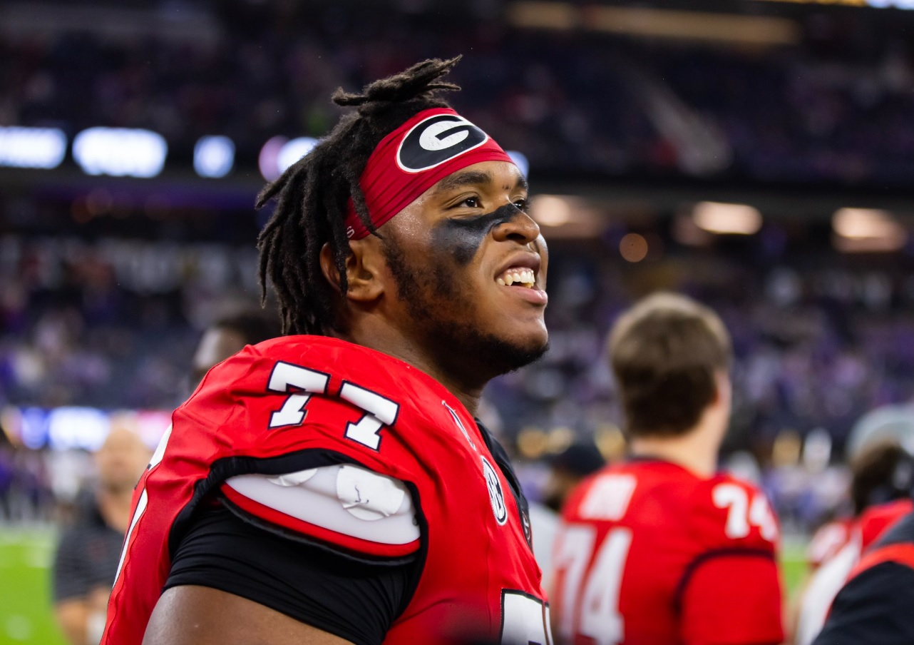 Devin Willock: Georgia Offensive Lineman Devin Willock And Bulldog ...