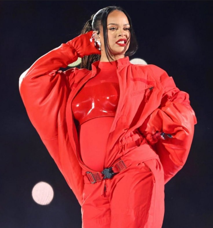 Rihanna Stuns Without Gimmicks During the 2023 Super Bowl Halftime