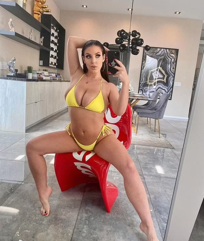663px x 784px - Angela White: Fans of Australian Porn Star Beg Her to Give Her Body a Break  after Filming More than 900 Sex Scenes