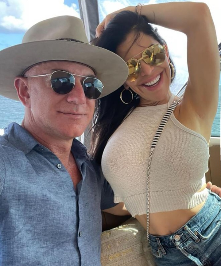 Jeff Bezos and Lauren Sanchez